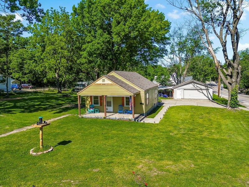 1540 N Noland Rd, Independence, MO 64050