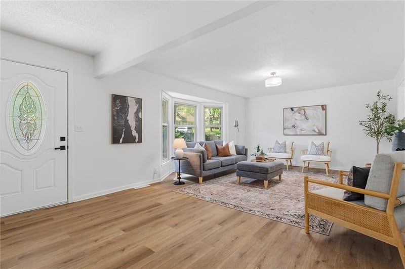12100 E 60th Ter, Kansas City, MO 64133