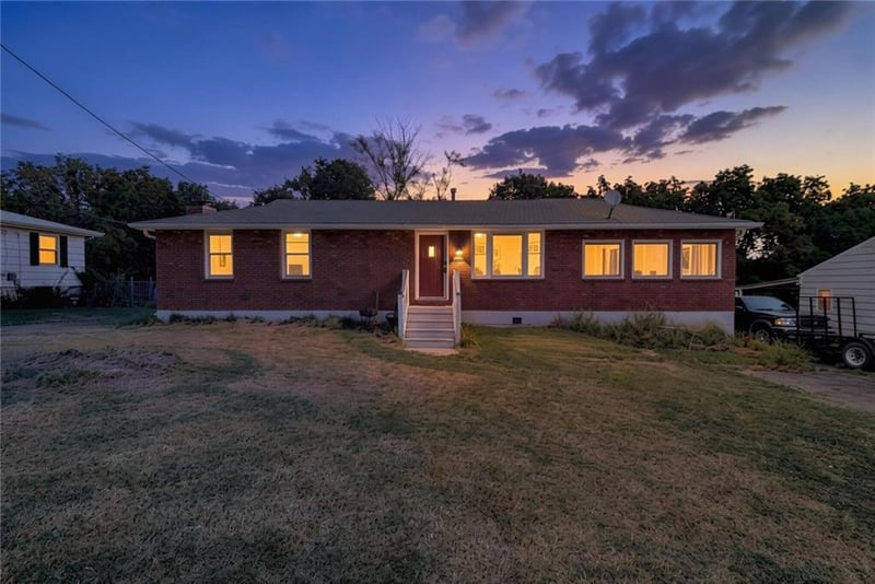 9110 E 50th Ter, Kansas City, MO 64133