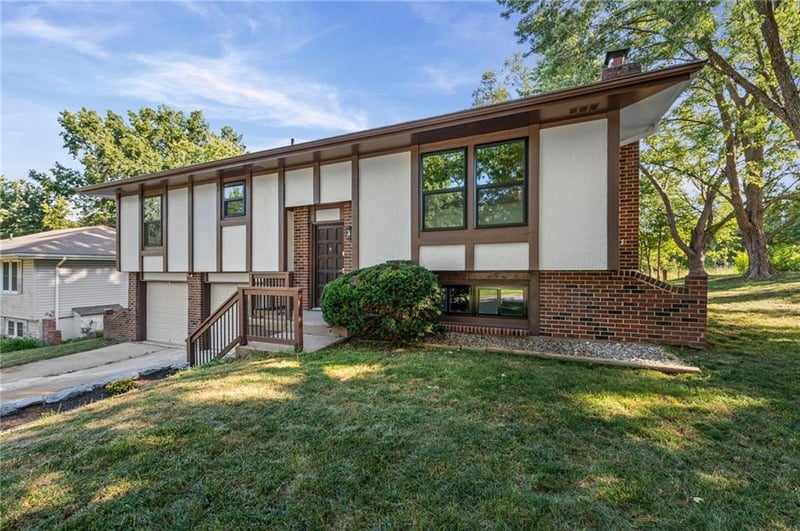11825 Ironstone Cir, Platte City, MO 64079
