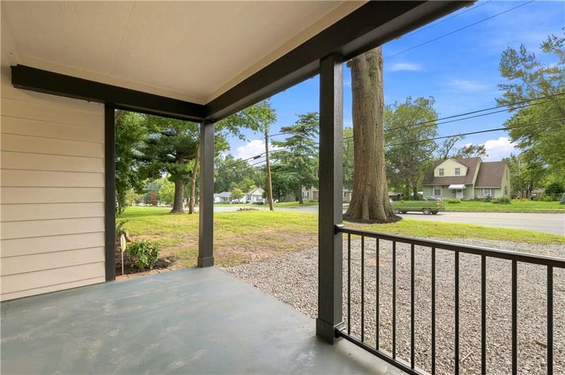7001 Raytown Rd, Raytown, MO 64133
