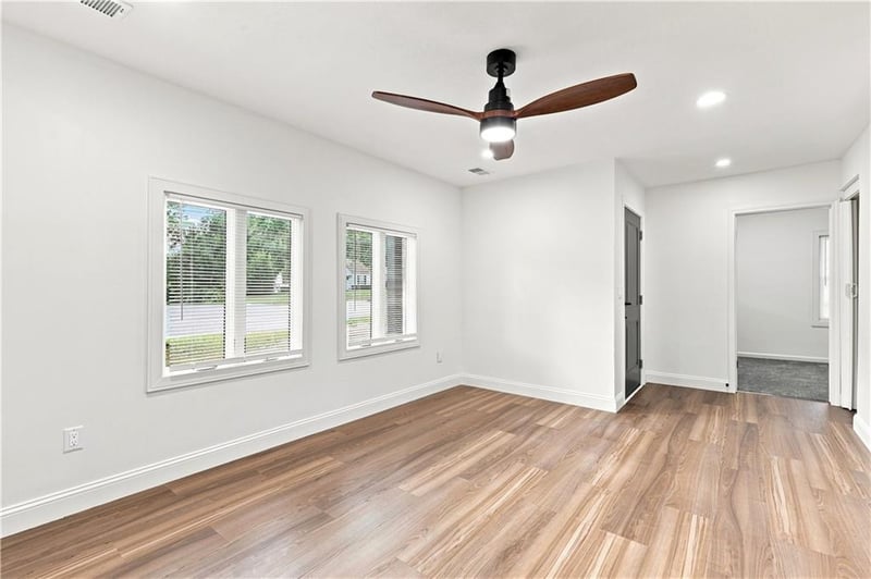 7001 Raytown Rd, Raytown, MO 64133