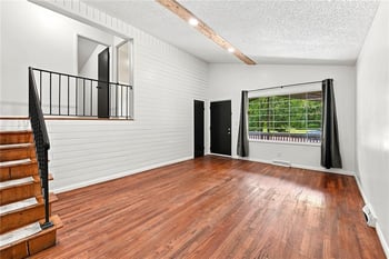 8214 Ruskin Way, Kansas City, MO 64134