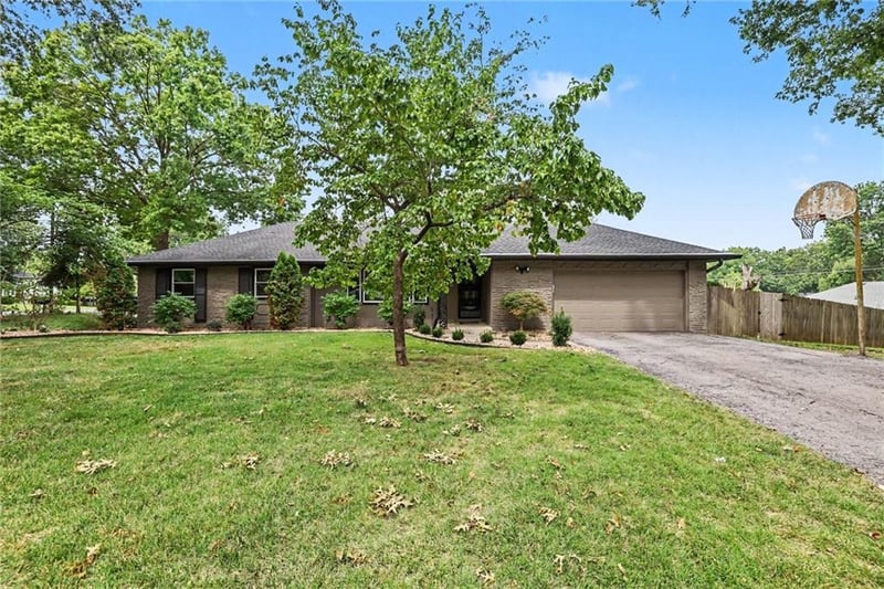 7300 Waverly Ave, Kansas City, KS 66109