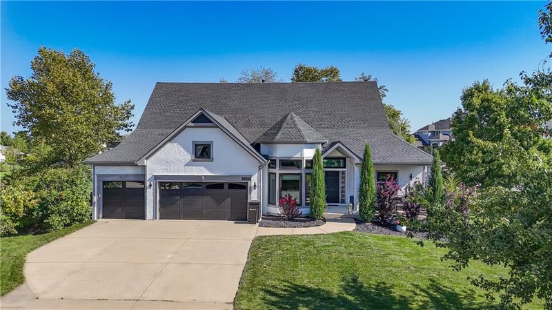 6600 NW 103rd St, Kansas City, MO 64154