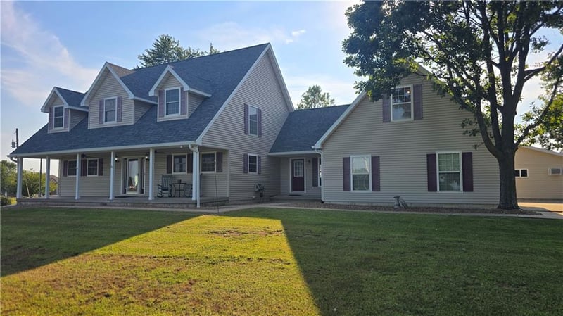 32350 Cummings Rd, Sedalia, MO 65301