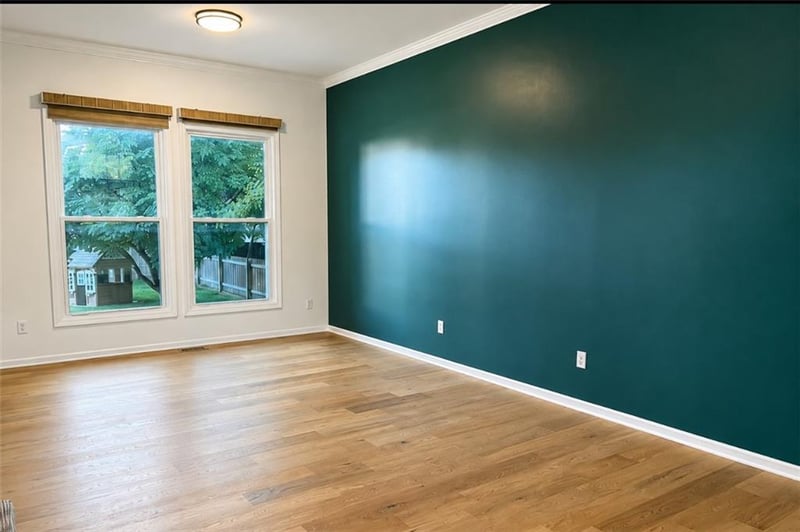 8403 W 128th St, Overland Park, KS 66213