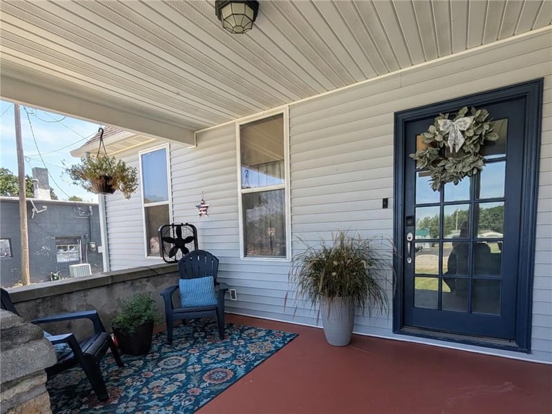 518 W 4th Ave, Garnett, KS 66032