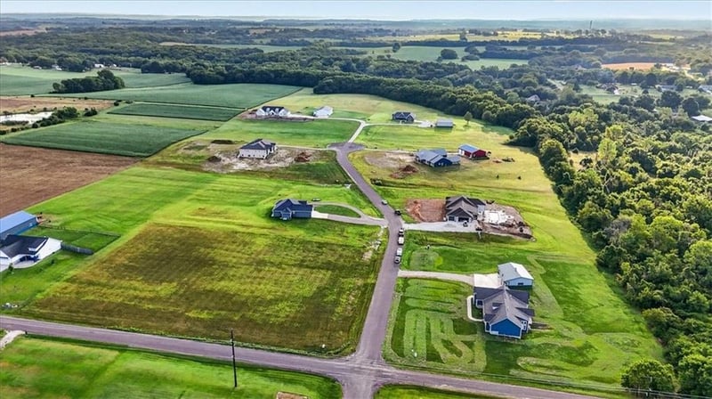 Lynn Rd, Leavenworth, KS 66048