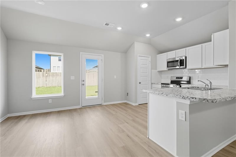 883 N Pear St, Gardner, KS 66030
