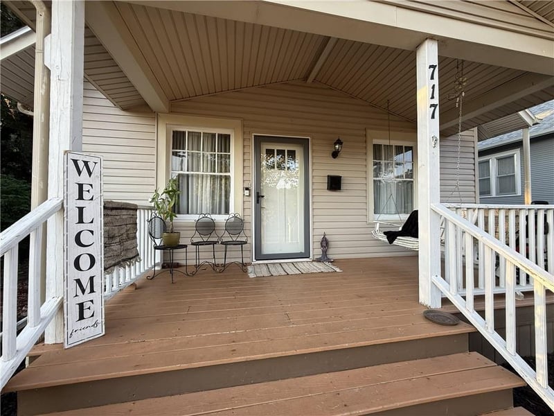 717 W 9th St, Pittsburg, KS 66762
