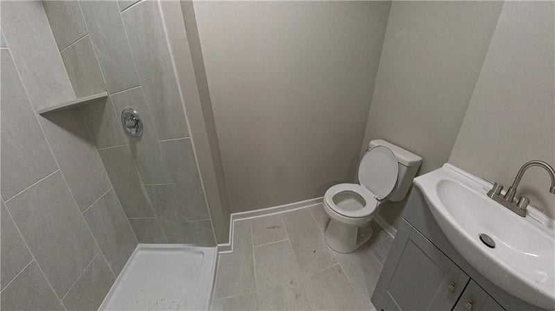 4770 Railroad Ave, Shawnee, KS 66218