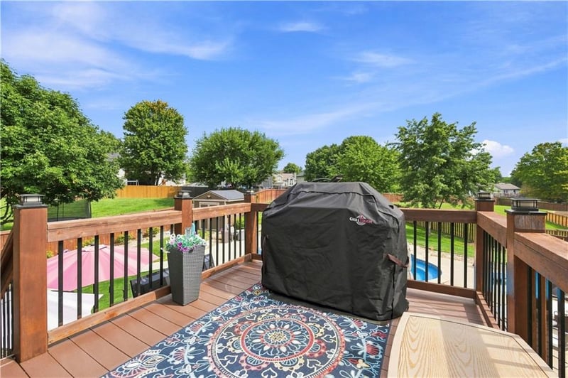 21324 W 51st Ct, Shawnee, KS 66226