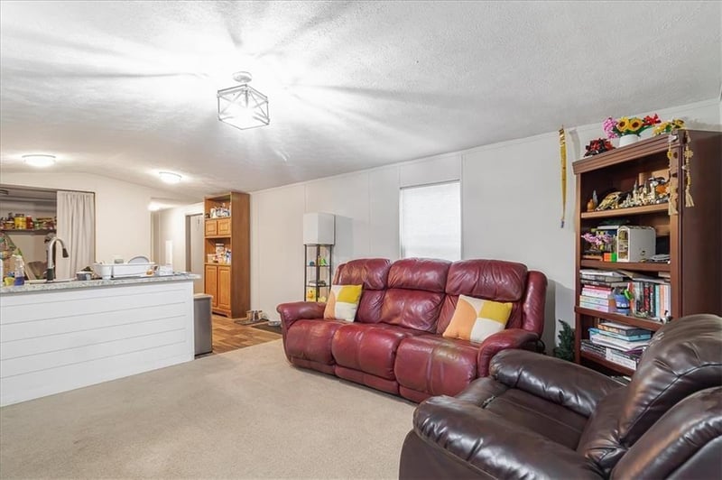 581 SE 1200th Rd, Leeton, MO 64761