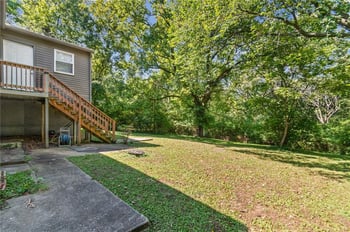 7030 Manchester Ave, Kansas City, MO 64133