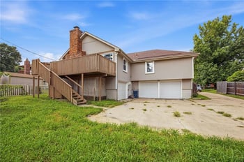 8113 E 96th Ter, Kansas City, MO 64134