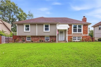 8113 E 96th Ter, Kansas City, MO 64134