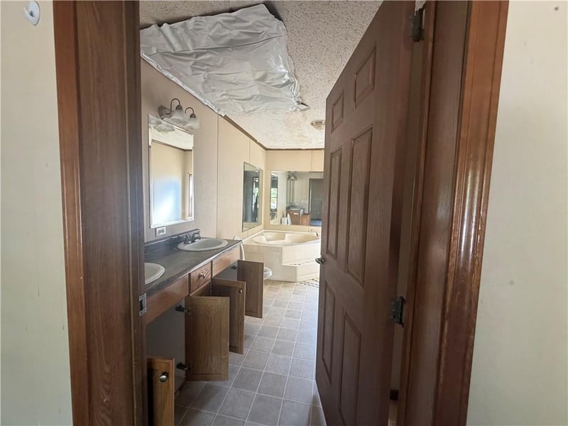1108 Keller St, Galena, KS 66739