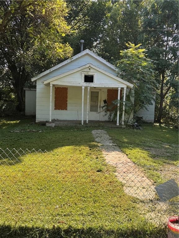 8325 Brooklyn Ave, Kansas City, MO 64132