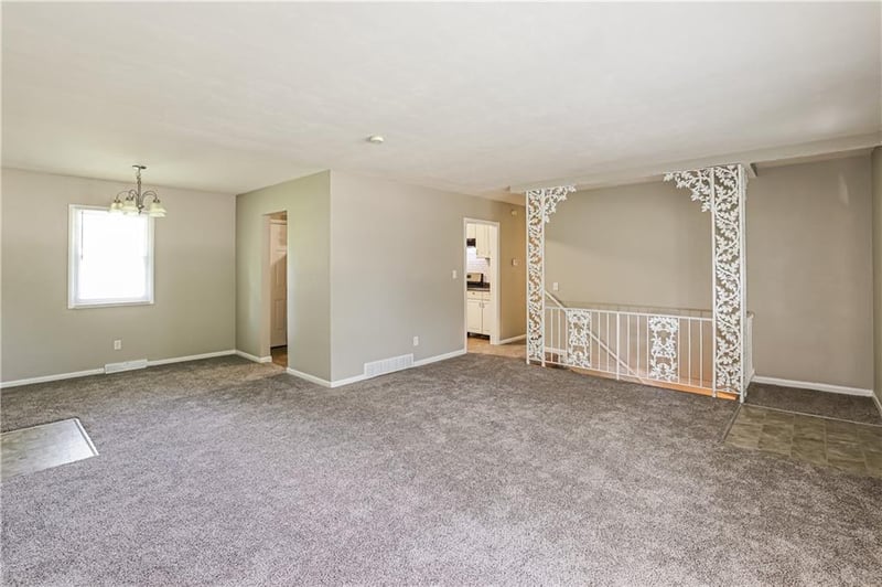1502 Broadway St, Independence, MO 64050