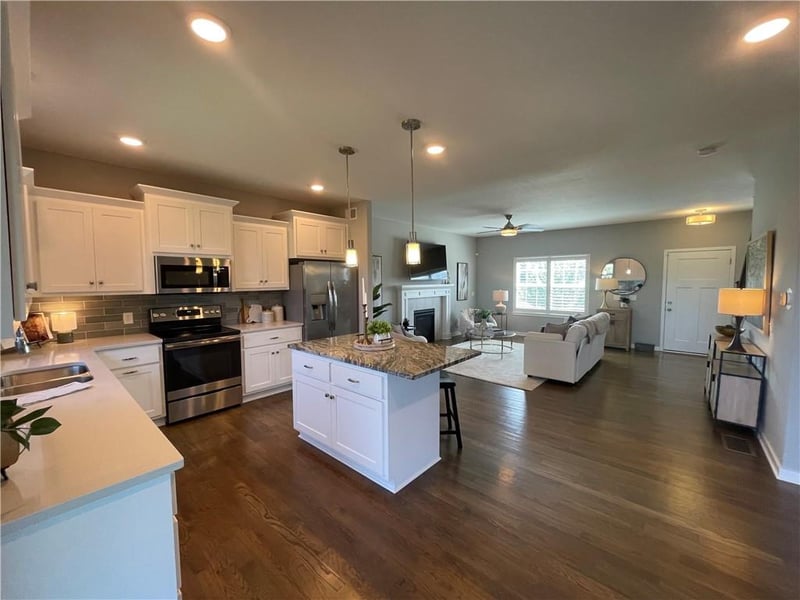 8714 NE 103rd Ter, Kansas City, MO 64157