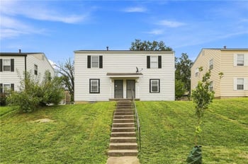 2113-2115 Askew Ave, Kansas City, MO 64127