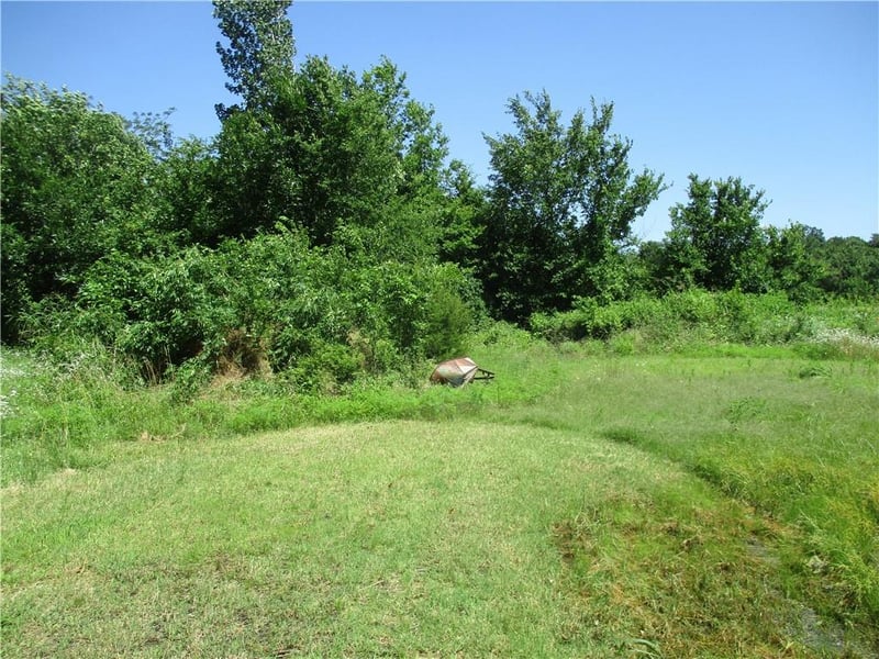 1101 W 12th St, Baxter Springs, KS 66713