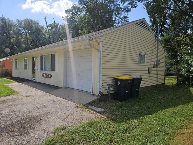 11402 Crystal Ave, Kansas City, MO 64134