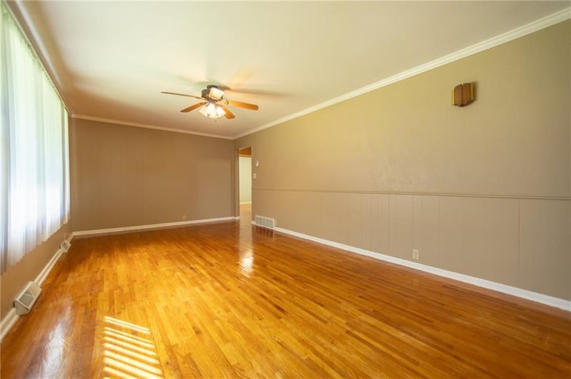 507 Commercial St, Forest City, MO 64451