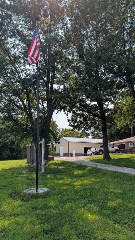 12101 NE J Hw, Windsor, MO 65360