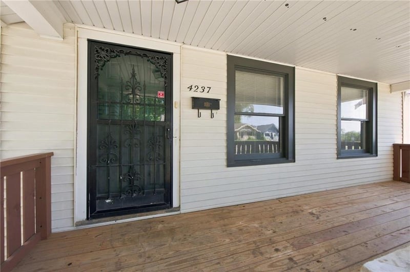 4237 Agnes Ave, Kansas City, MO 64130