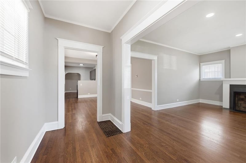 4237 Agnes Ave, Kansas City, MO 64130