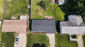 8 W 89th Ter, Kansas City, MO 64114