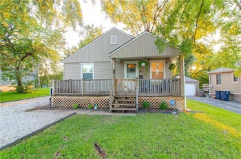3818 N Kensington Ave, Kansas City, MO 64117