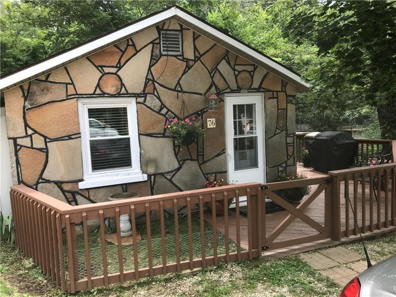 76 Wilson Resort Dr, Camdenton, MO 65020