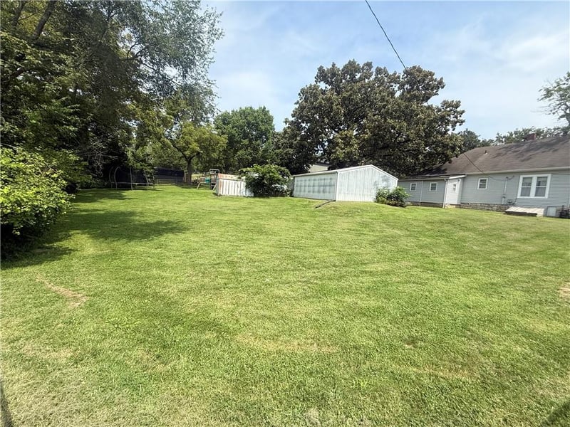 1300 Kearney Rd, Excelsior Springs, MO 64024