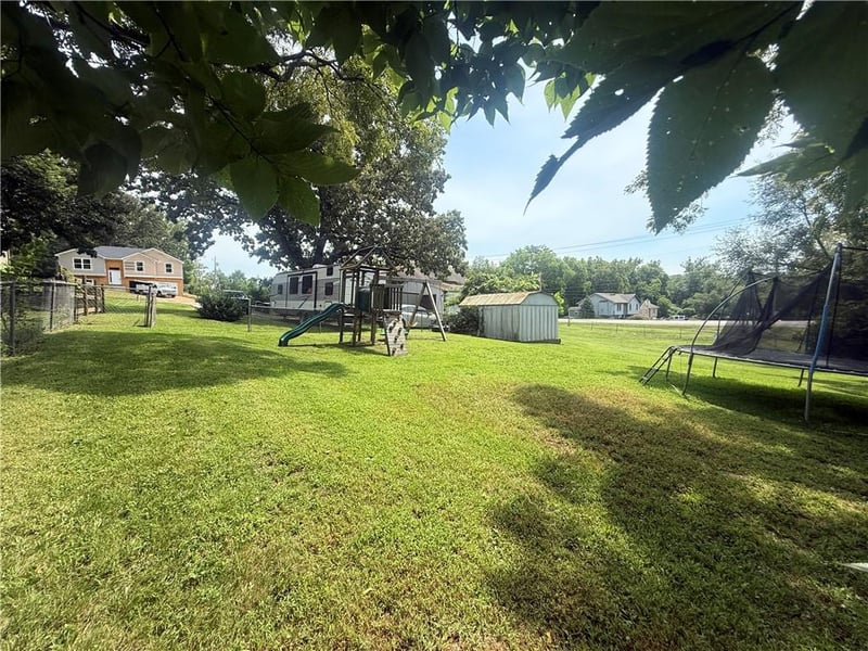 1300 Kearney Rd, Excelsior Springs, MO 64024