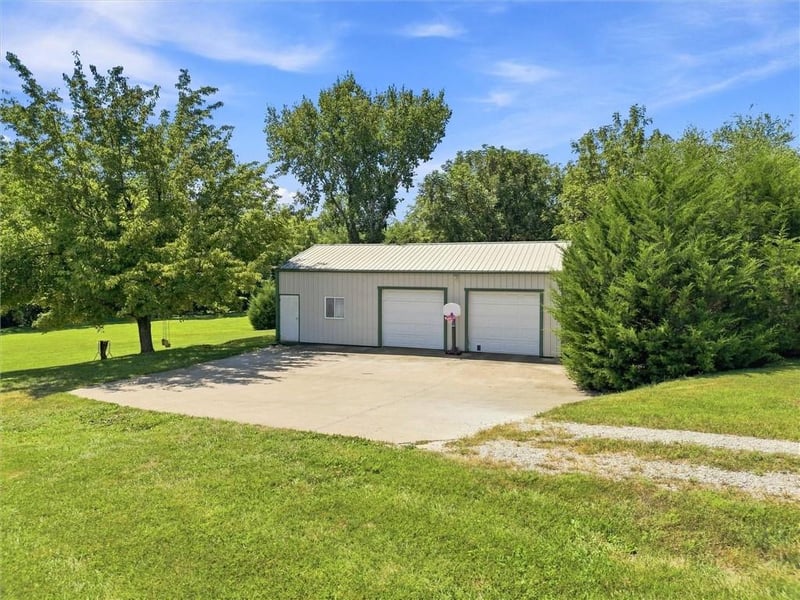 33625 D Hw, Lawson, MO 64062