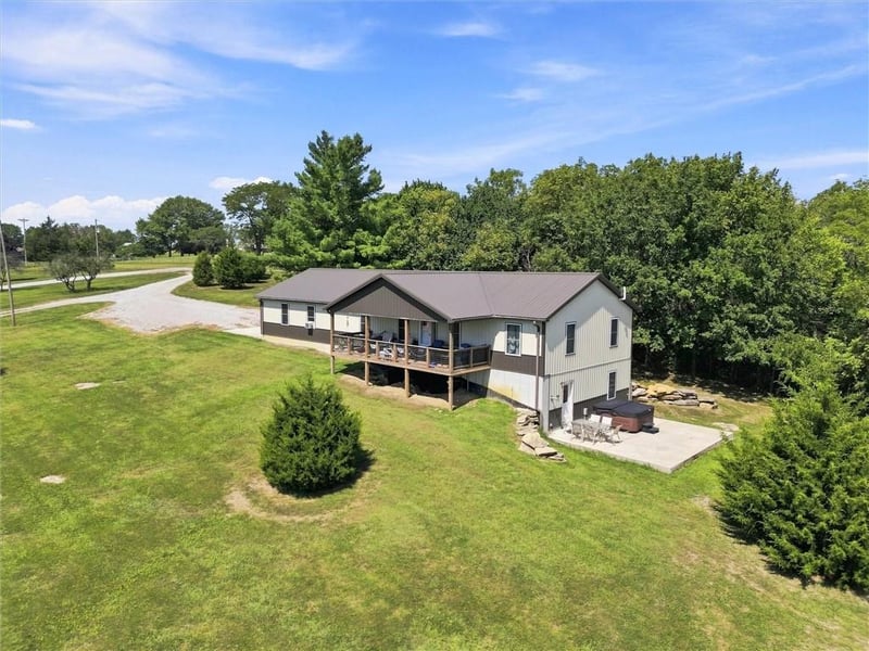 33625 D Hw, Lawson, MO 64062