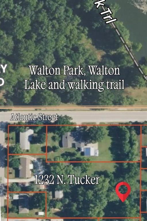 1232 N Tucker St, Nevada, MO 64772