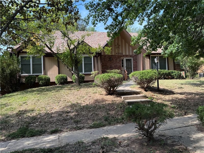 4701 NW 67th Ter, Kansas City, MO 64151