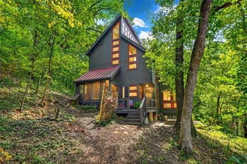 8191 Rhinehart Rd, Kansas City, MO 64139