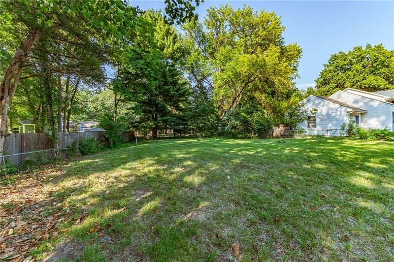 4306 W 59th St, Fairway, KS 66205
