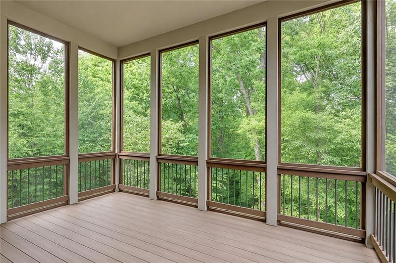 750 Suffolk Ln, Loch Lloyd, MO 64012