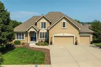 10108 NE 101st St, Kansas City, MO 64157