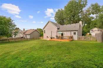 8705 N Carson Ave, Kansas City, MO 64153