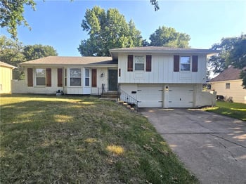 6107 E 107th St, Kansas City, MO 64134