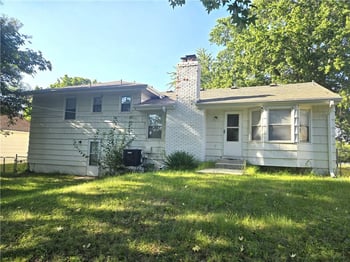 6107 E 107th St, Kansas City, MO 64134