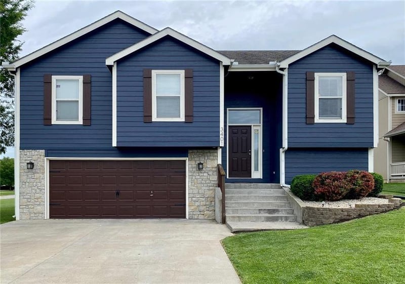 3401 Tillerman Dr, Lawrence, KS 66049