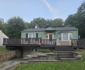 3111 NE 39th St, Kansas City, MO 64117